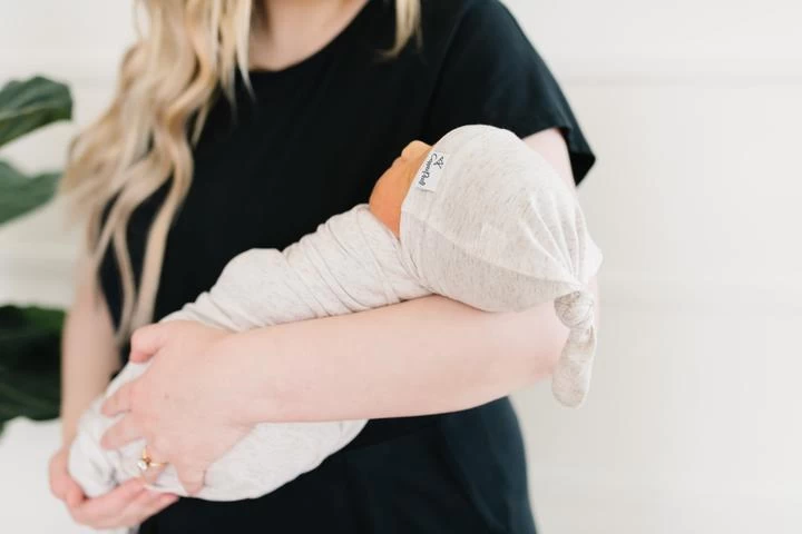 Copper Pearl Top Knot Hat 3 Copper Pearl Top Knot Hat – Bild 3