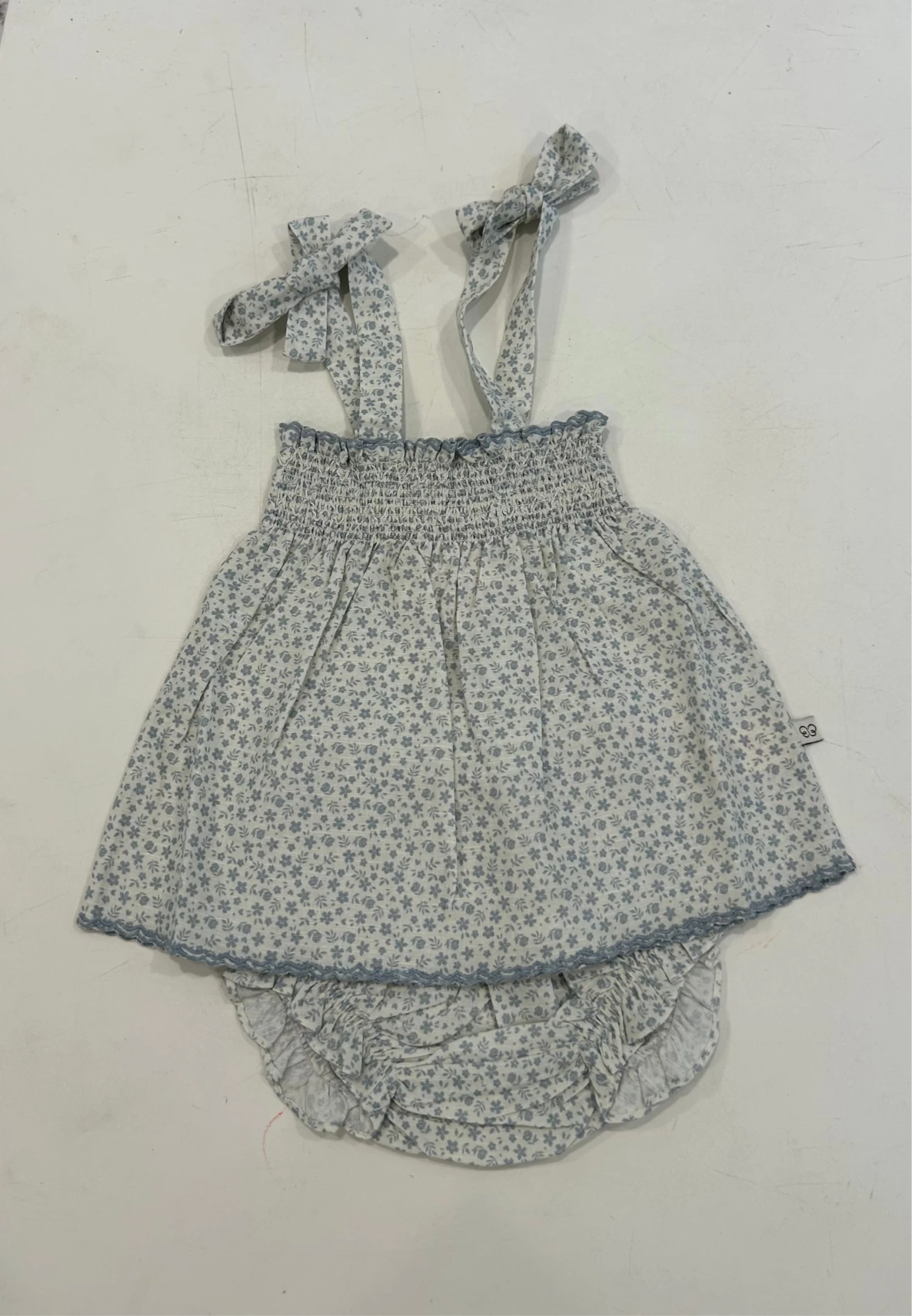 Didi Smocked Top And Shorts Set - Mini Flowers 1 Didi Smocked Top And Shorts Set - Mini Flowers